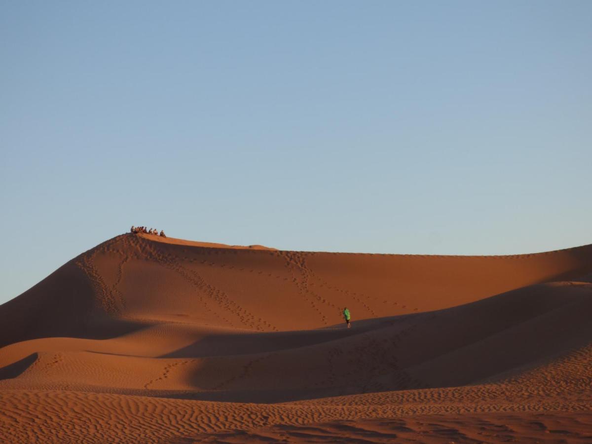 Hotel Bivouac Les Nomades & Foum Zguid To Chegaga Tours Exterior foto